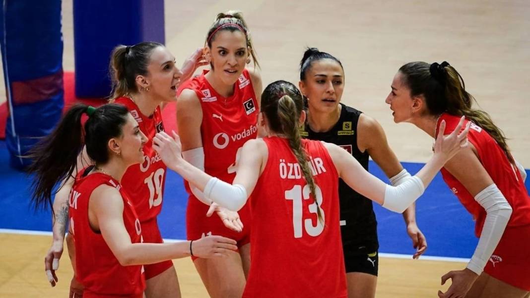 4'te 4 yaptılar ama: Filenin Sultanları Milletler Ligi'nde bakın kaçıncı sırada 7